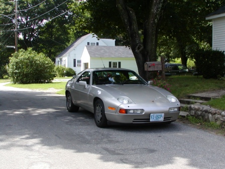 Blair Budday Jn
"1989 928s4 69k, my first Porsche, taken from a very unappreciated home, thought I would give her a new lease on life. Love making our yearly trip to Indy for the F1 USGP race and of course the plate already says that.. " - Blair
